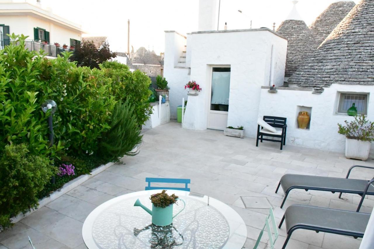 I Trulli Del Fattore Locorotondo Exterior photo